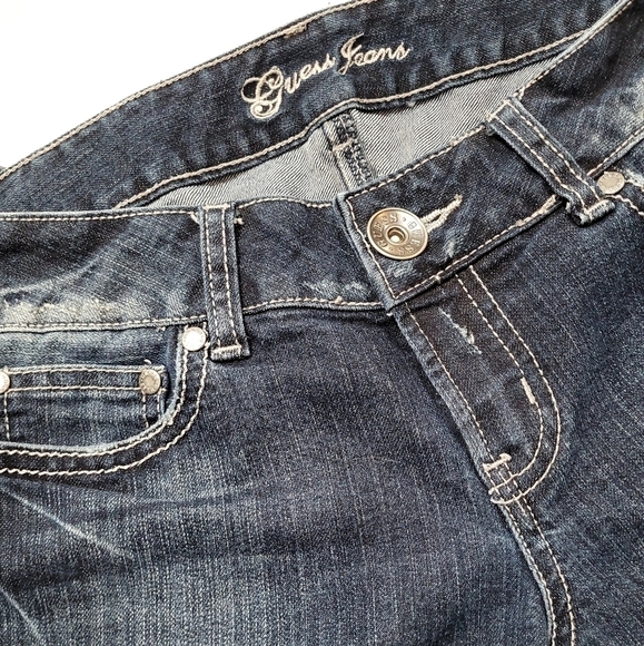 Guess Low-Rise Skinny-Leg Embelished Pocket Distressed Jeans - Size 27 - Picture 3 of 7